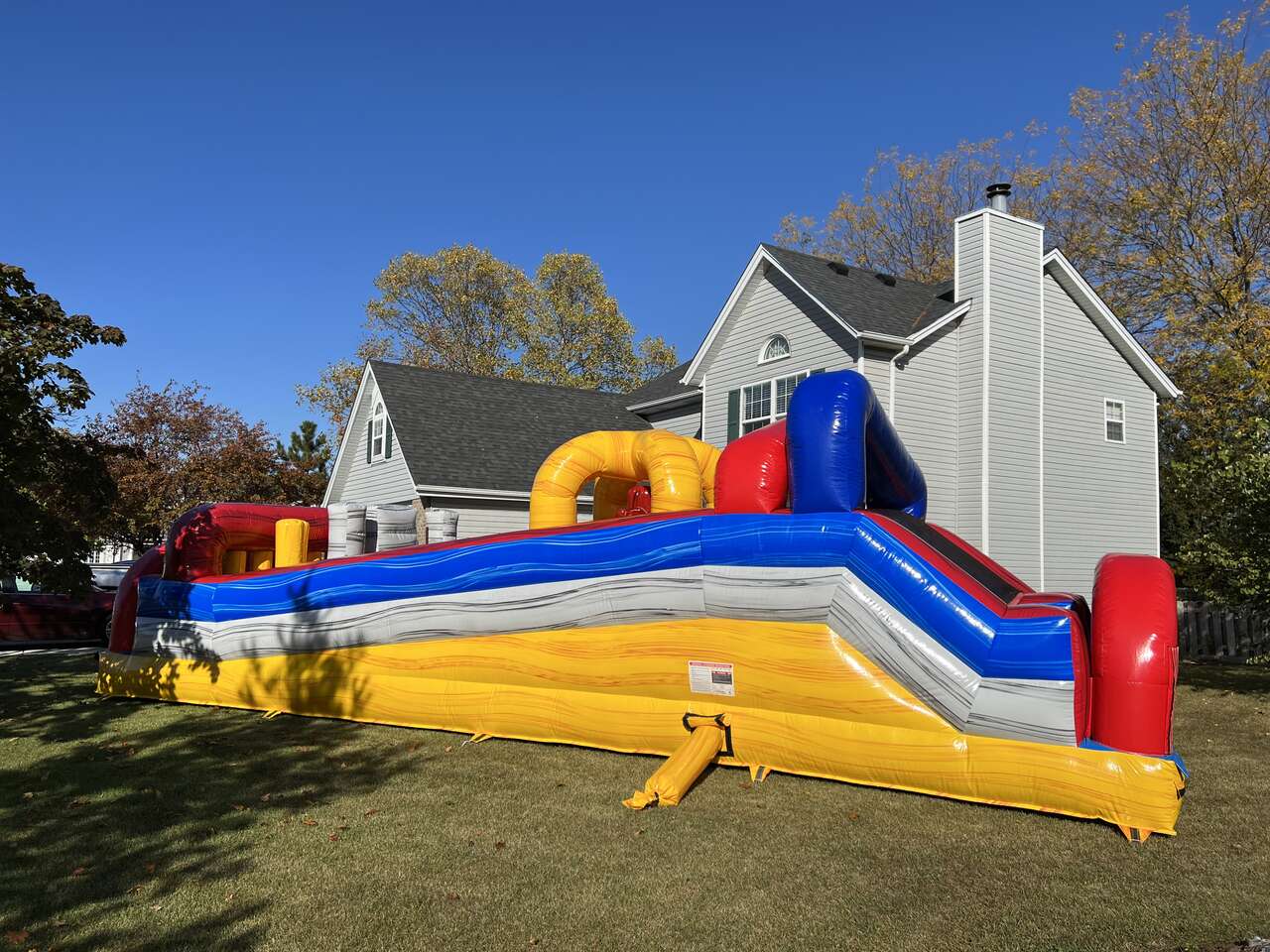 obstacles courses rental, from Fun Bounces Rental in Frankfort IL 60423