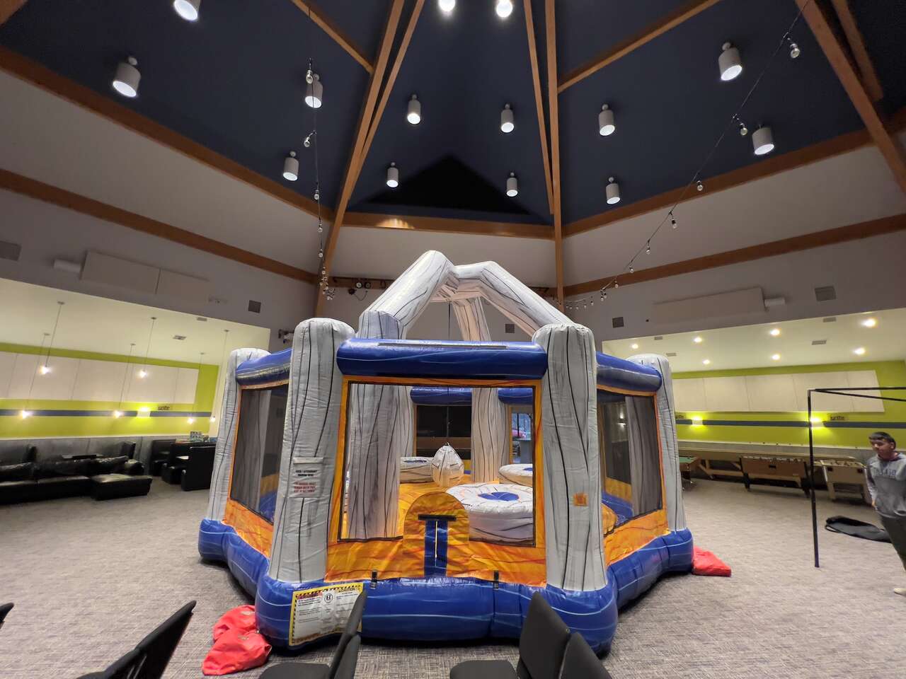 inflatable game rentals by Downers Grove IL 60516