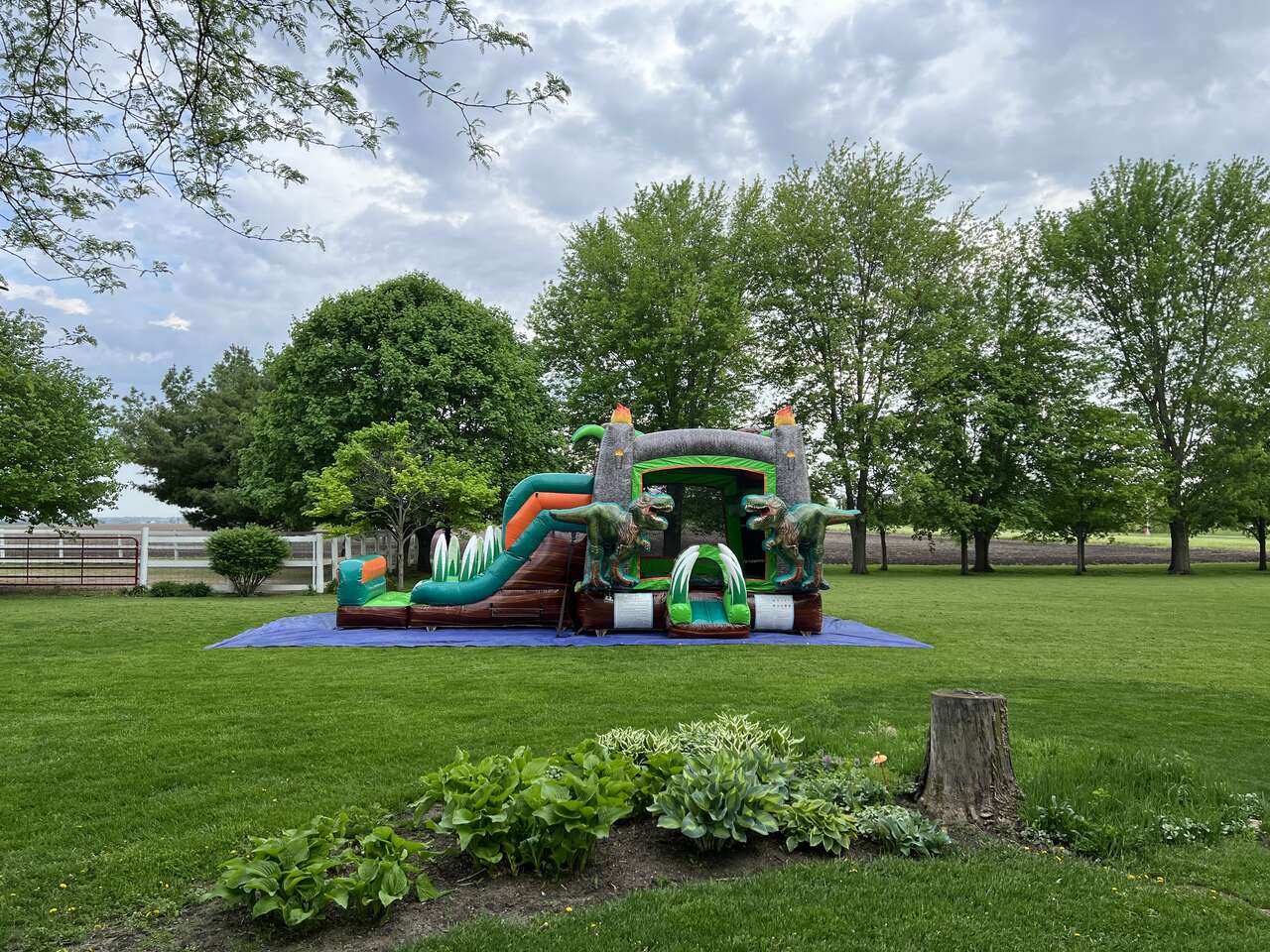 combo bounce house rentals by Fun Bounces rental in Frankfort IL 60443