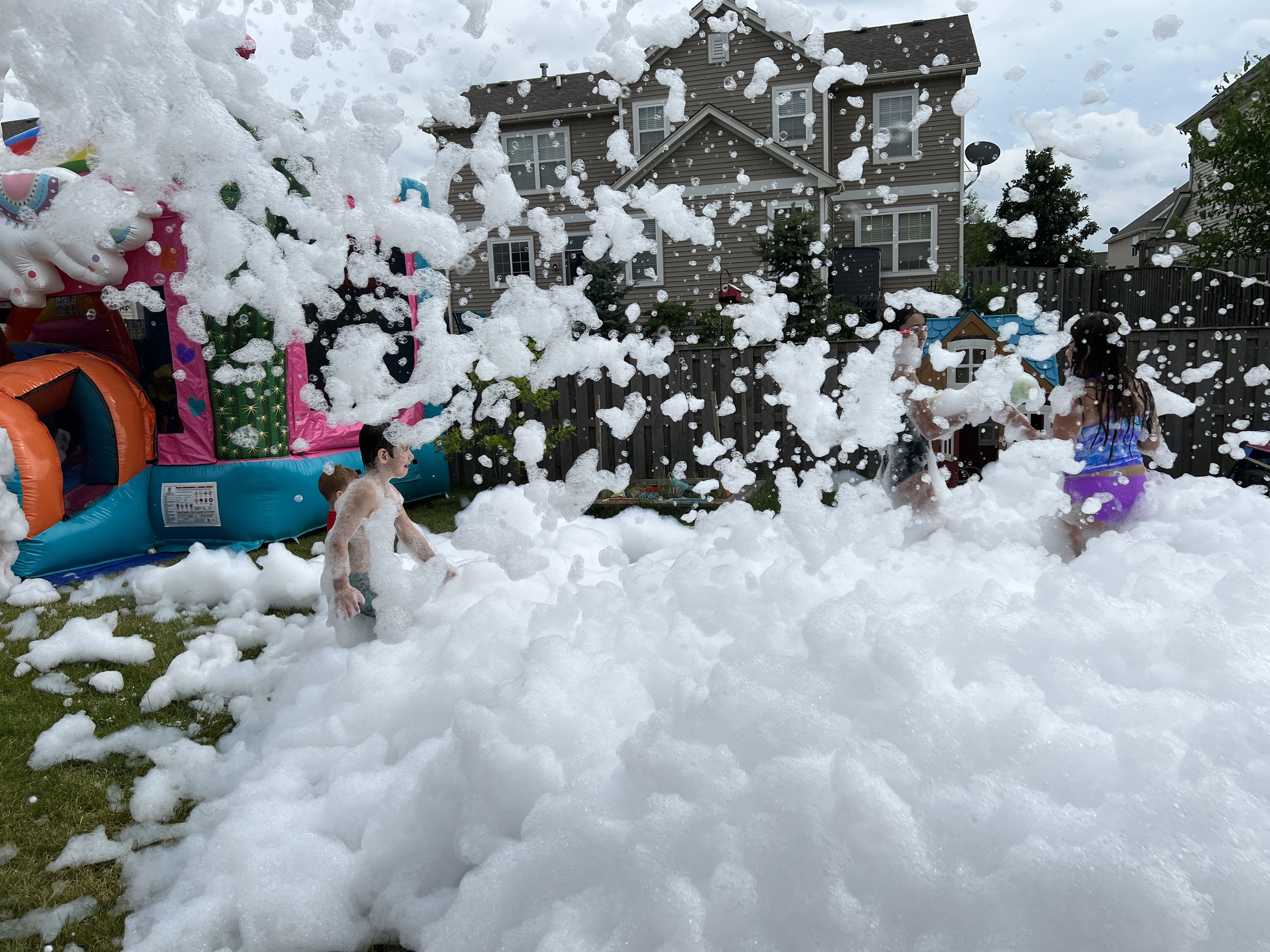 foam parties and bubble parties by Fun Bounces Rental in Shorewood IL.  