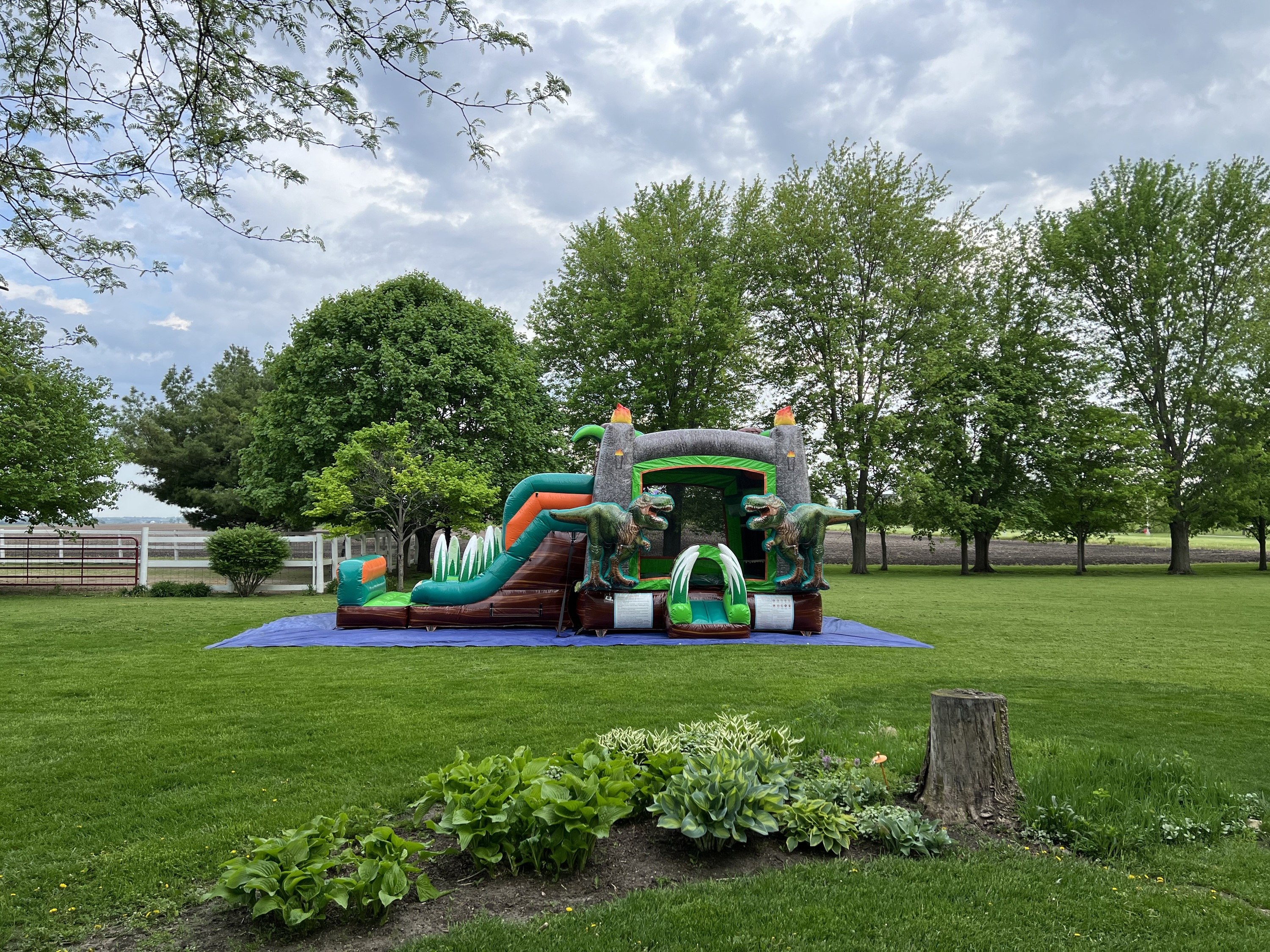 combo bounce house rentals by Fun Bounces Rental in Shorewood IL 60404