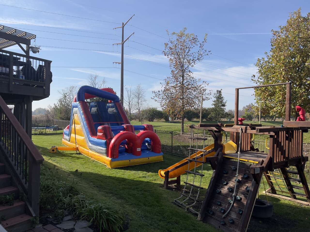 best and affordable obstacle rentals by Fun Bounces Rental in Ottawa IL 61350