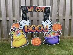 We got BoO'D Ghost Picture Frame Yard Card 