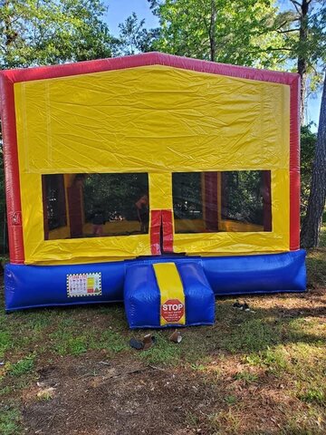 COLOR BLOCK BOUNCE HOUSE