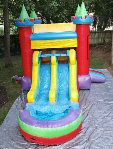 bounce house with slide 