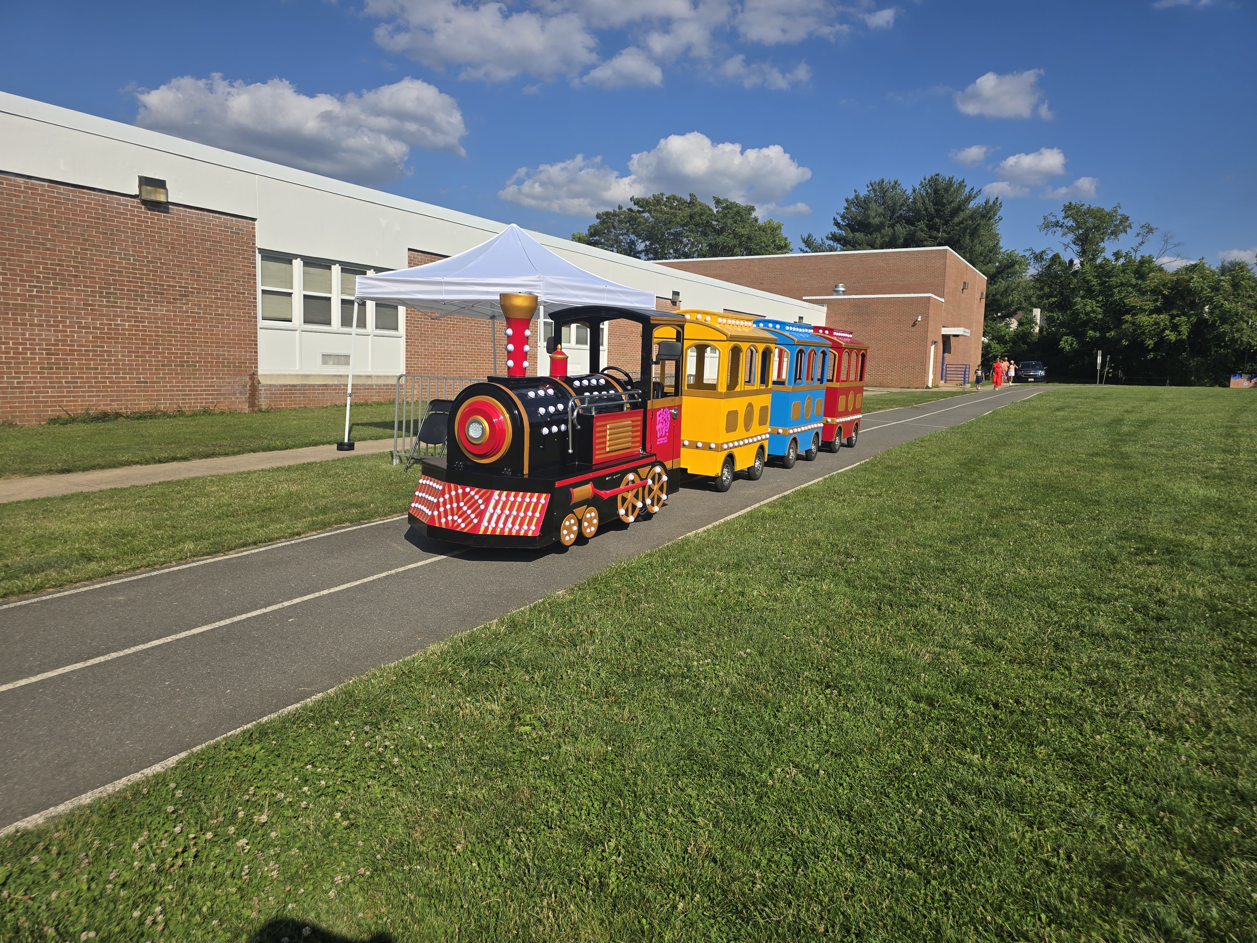 trackless train rentals 