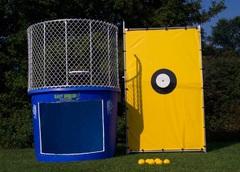 Dunk tank with window (500 gallons)