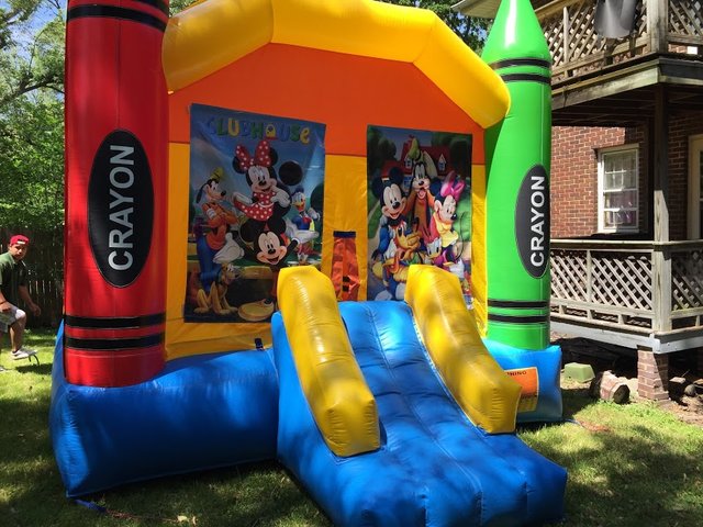 Mickey Mouse & Minnie Mouse Large Bounce House