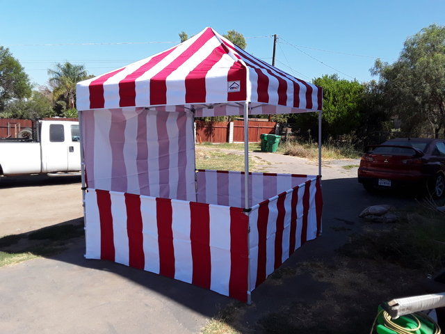 * 10 x 10 Carnival Booths  *