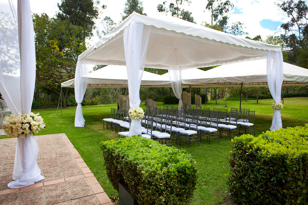 table and chair rental