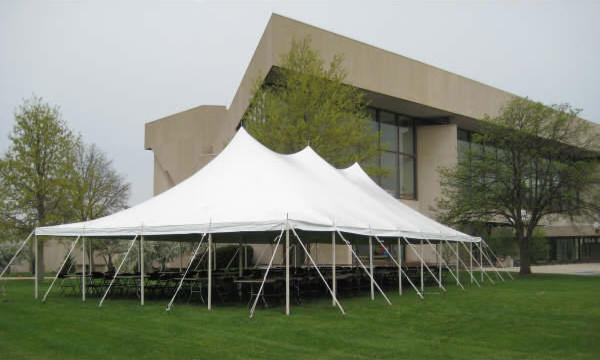 Beach Tent para alugar em McAllen - Cloud of Goods