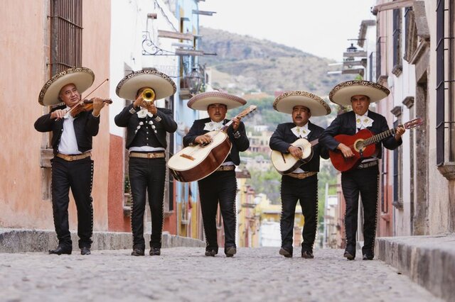 Mariachi Band