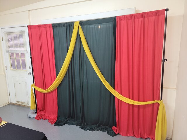 Red, Green, & Gold backdrop