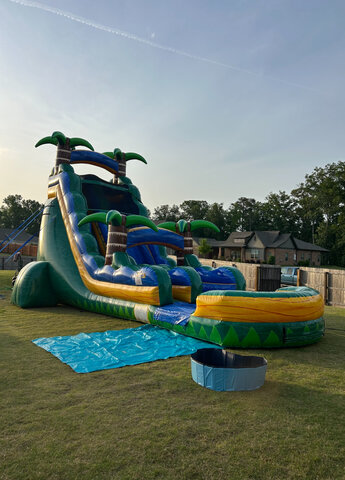 22 ft Jewelz sky high splash