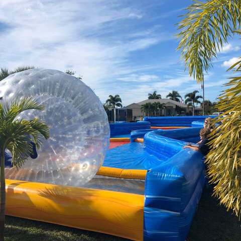 Zorb Balls Race Track