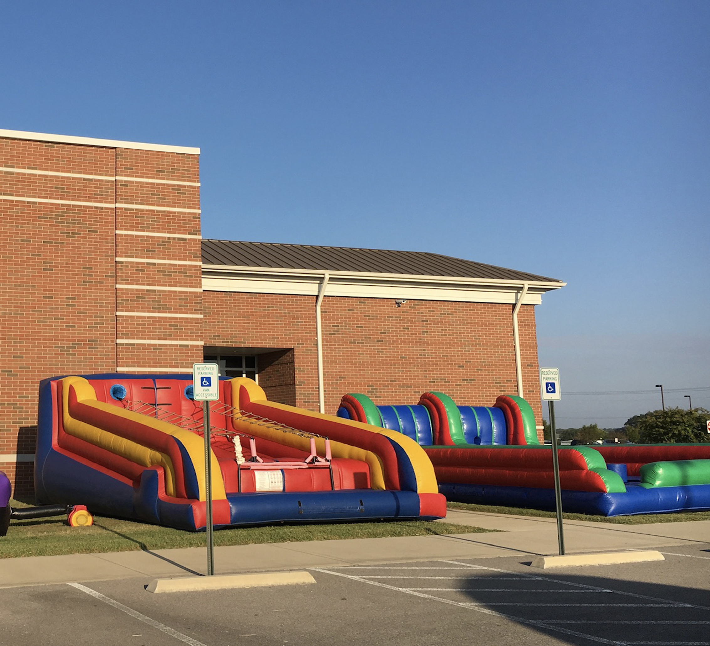 inflatable bungee run rental
