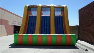 18′ Triple Lane Slide With Pool