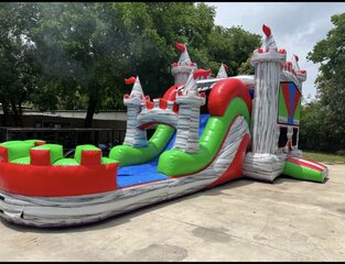 ROYAL PALACE COMBO HOUSE WITH SLIDE