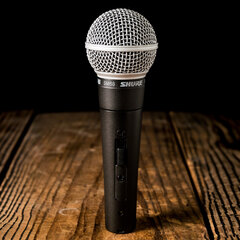 Microphone