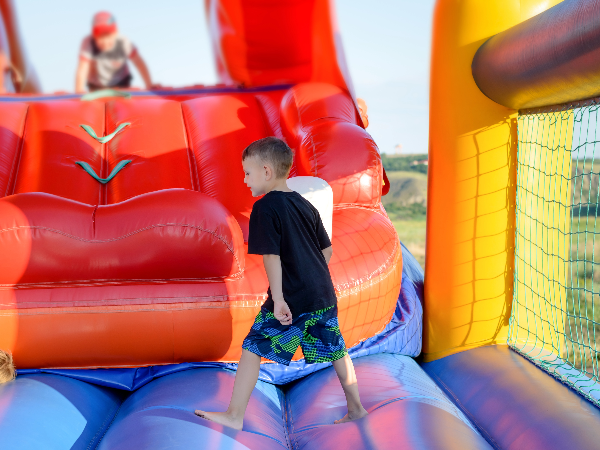 The Obstacle Course Rental Lenoir NC Can’t Get Enough Of! 