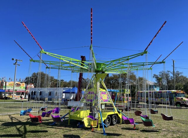 Cyclone Chair Swings W/ Operator