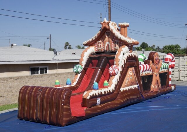 47Ft Gingerbread Wonderland Obstacle Course 