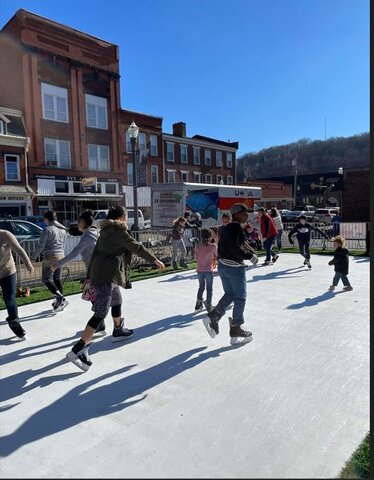 30'x40' Synthetic Ice Skating Rink