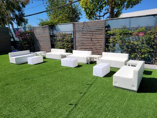 Pkg - 5 pc White Modular Sofa set w/ LED cubes - MOST POPULAR