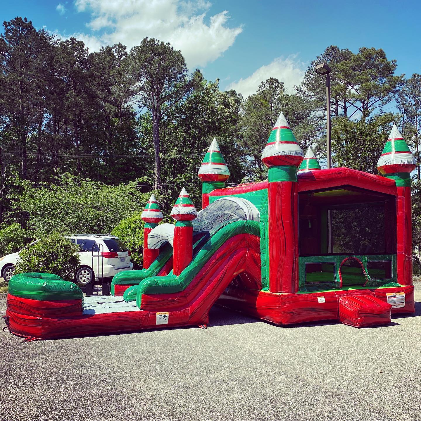 Gloucester Courthouse Combo Bounce House Rentals