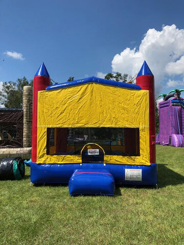 Castle bounce house- Clermont