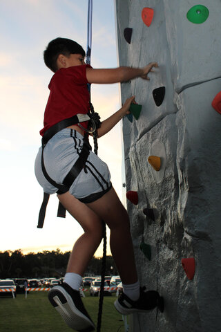 Rock wall for rent near me- Groveland florida