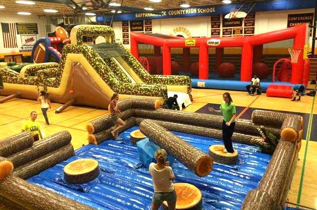 Davenport Obstacle Course Rental