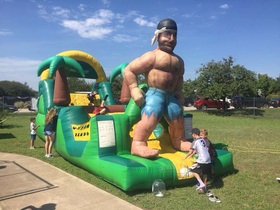 Inflatable combo unit from Hop A Lot Moonwalks Inflatable combo unit from Hop A Lot Moonwalks