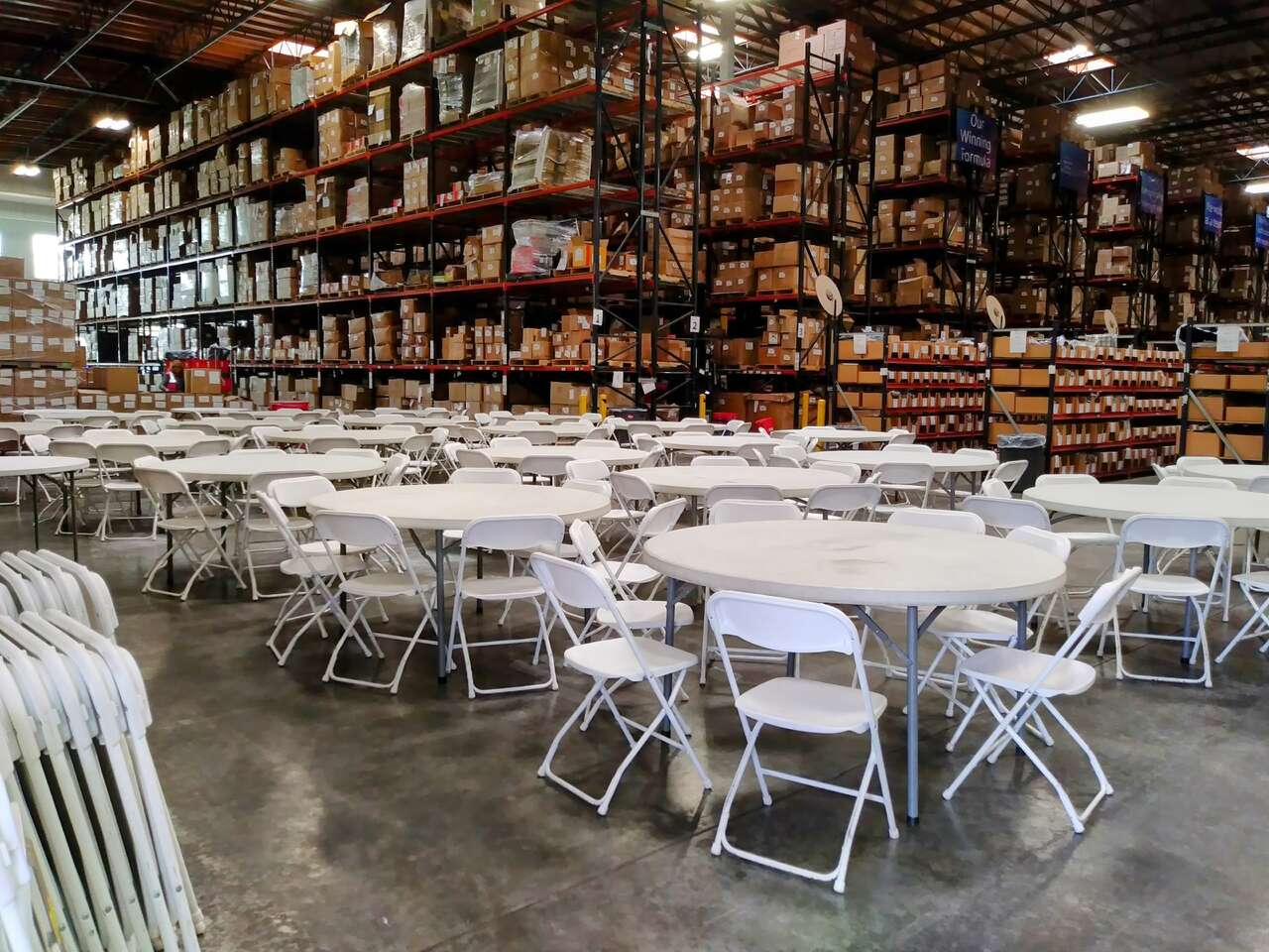 Chairs and Tables Rental in Houston, TX