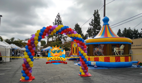 Carnival Balloon Decor - Circus Balloon Decoration