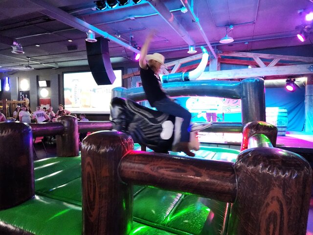 Mechanical Bull RIDE4