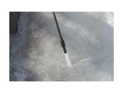 Volga ice dam removal