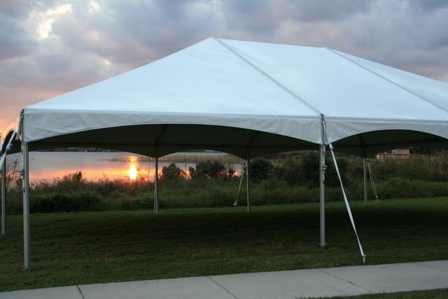 20 x 20 Deluxe Frame Tent