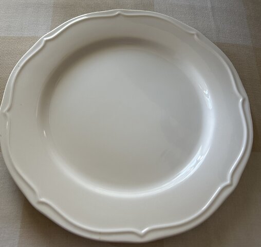 White Ceramic Salad/Dessert Plate