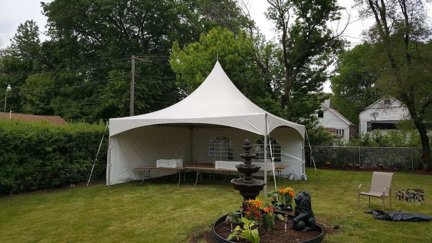 20 X 20 tent from Illiana Party Rentals