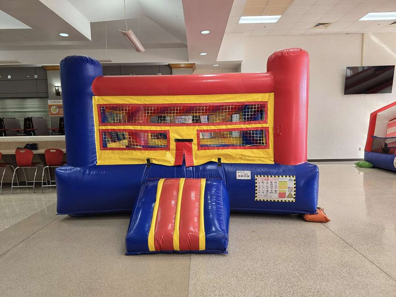 indoor combo bounce house