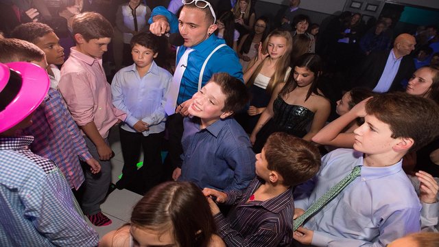 Interactive DJ Host(4 Hours)