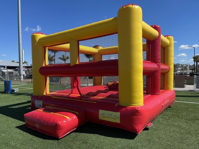 Boxing Ring With Gloves 16x16x10