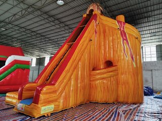 27 Volcano Twister Slide W Pool 24x 20x 27