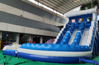 HURRICANE DOUBLE SLIDE W POOL  22 H