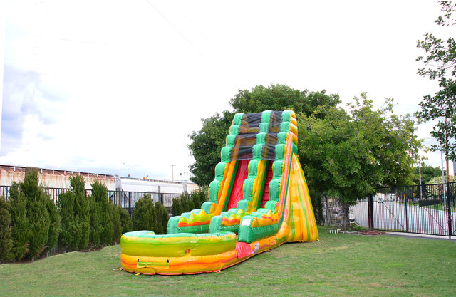   Reserve Your Georgetown Bounce House Rental