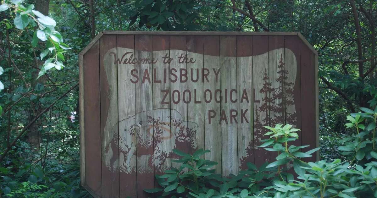 Salisbury Zoological Park sign.