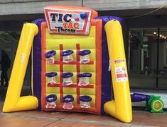 Tic Tac Throw