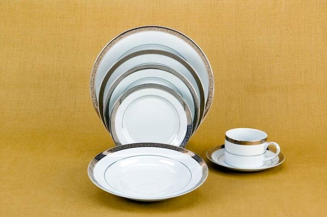 Paradise Platinum Dinnerware