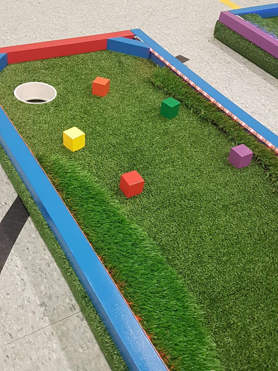 Jumpin Jack Splash Mini Putt Golf